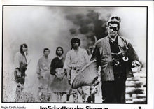 Lade das Bild in den Galerie-Viewer, Im Schatten des Shogun