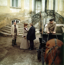 Lade das Bild in den Galerie-Viewer, Späte Ankunft (DVD)