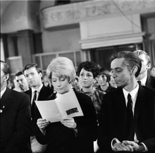 Lade das Bild in den Galerie-Viewer, Jede Stunde deines Lebens (2DVD)