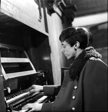 Lade das Bild in den Galerie-Viewer, Jede Stunde deines Lebens (2DVD)