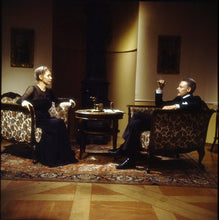 Lade das Bild in den Galerie-Viewer, Hedda Gabler