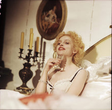 Lade das Bild in den Galerie-Viewer, Im Schlaraffenland (DVD)