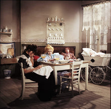 Lade das Bild in den Galerie-Viewer, Im Schlaraffenland (DVD)