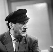 Lade das Bild in den Galerie-Viewer, Meister Falk - Der Gesamtzyklus Meine besten Freunde / Zeit ist Glück / Die Zeichen der Ersten (5 DVD)