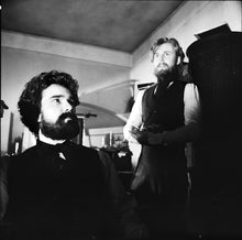 Lade das Bild in den Galerie-Viewer, Flug des Falken - Die frühen Jahres des Friedrich Engels (2DVD)