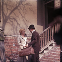 Lade das Bild in den Galerie-Viewer, Suturp - Eine Liebesgeschichte