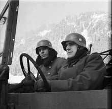 Lade das Bild in den Galerie-Viewer, Jede Stunde deines Lebens (2DVD)
