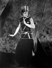 Lade das Bild in den Galerie-Viewer, Aelita - Der Flug zum Mars (1924) (Blu-ray)

