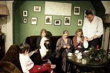 Lade das Bild in den Galerie-Viewer, Die Weihnachtsgans Auguste
