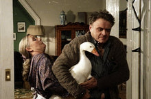 Lade das Bild in den Galerie-Viewer, Die Weihnachtsgans Auguste
