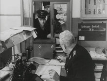 Lade das Bild in den Galerie-Viewer, Die DDR in Originalaufnahmen-Deutsche Reichsbahn
