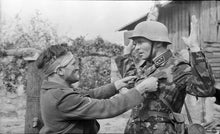 Lade das Bild in den Galerie-Viewer, Der Schwur des Soldaten Pooley
