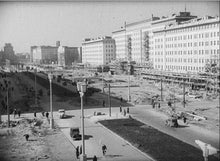 Lade das Bild in den Galerie-Viewer, Die DDR in Originalaufnahmen - Stalinallee/Karl-Marx-Allee

