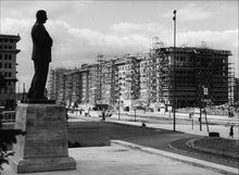 Lade das Bild in den Galerie-Viewer, Die DDR in Originalaufnahmen - Stalinallee/Karl-Marx-Allee
