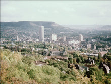 Lade das Bild in den Galerie-Viewer, Die DDR In Originalaufnahmen-Jena Zwischen Uniturm &amp; Carl-Zeiss-Werken
